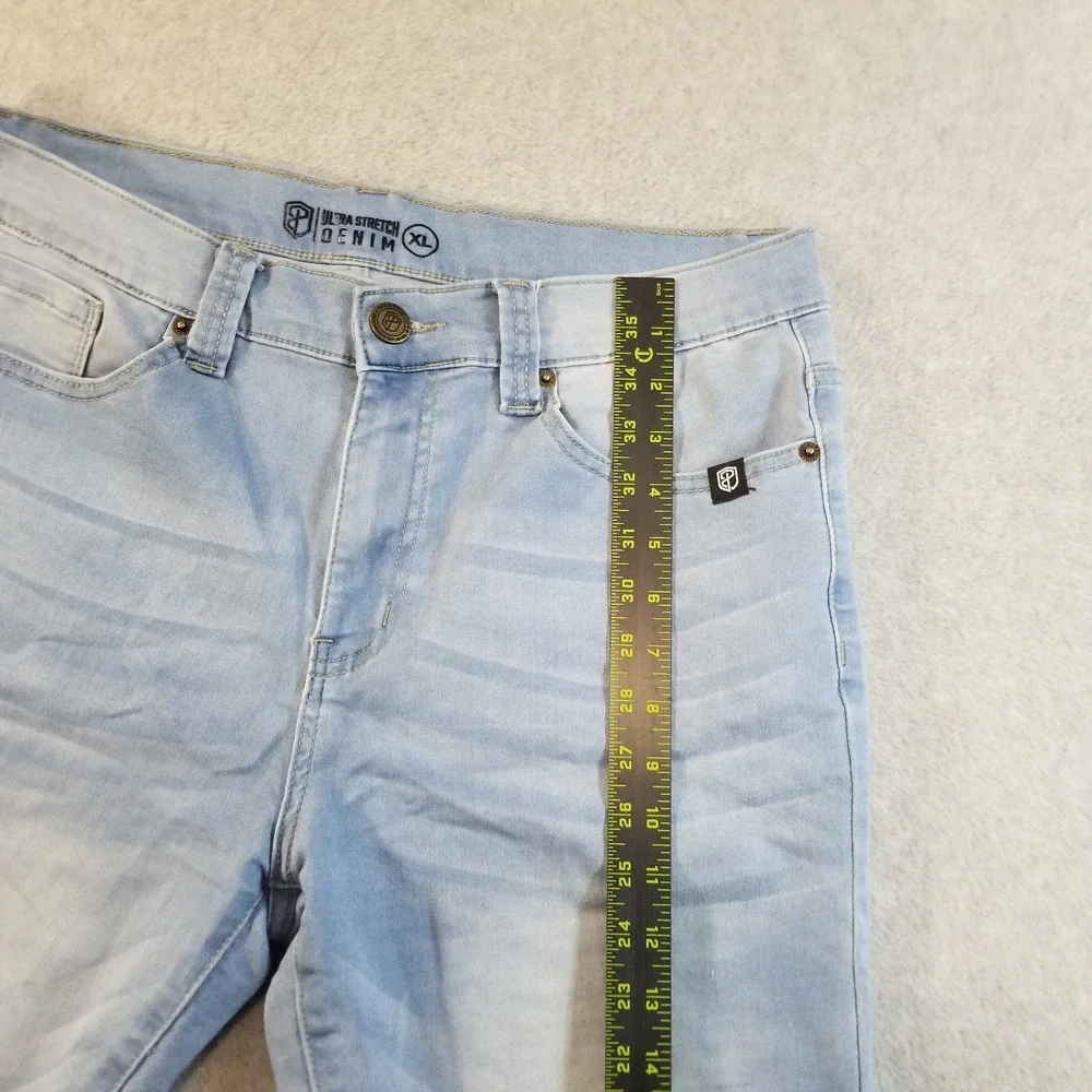 Born Primitive Shorts Mens Extra Large Light Blue Stretch Denim Jean Frayed Hem